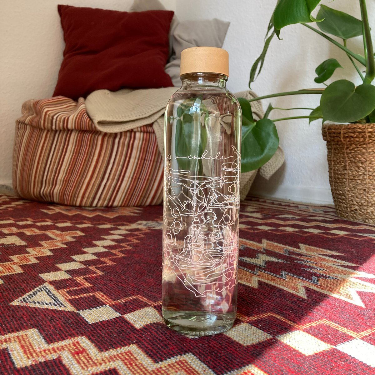 CARRY Glasflasche – Inhale & Exhale 0,7 L