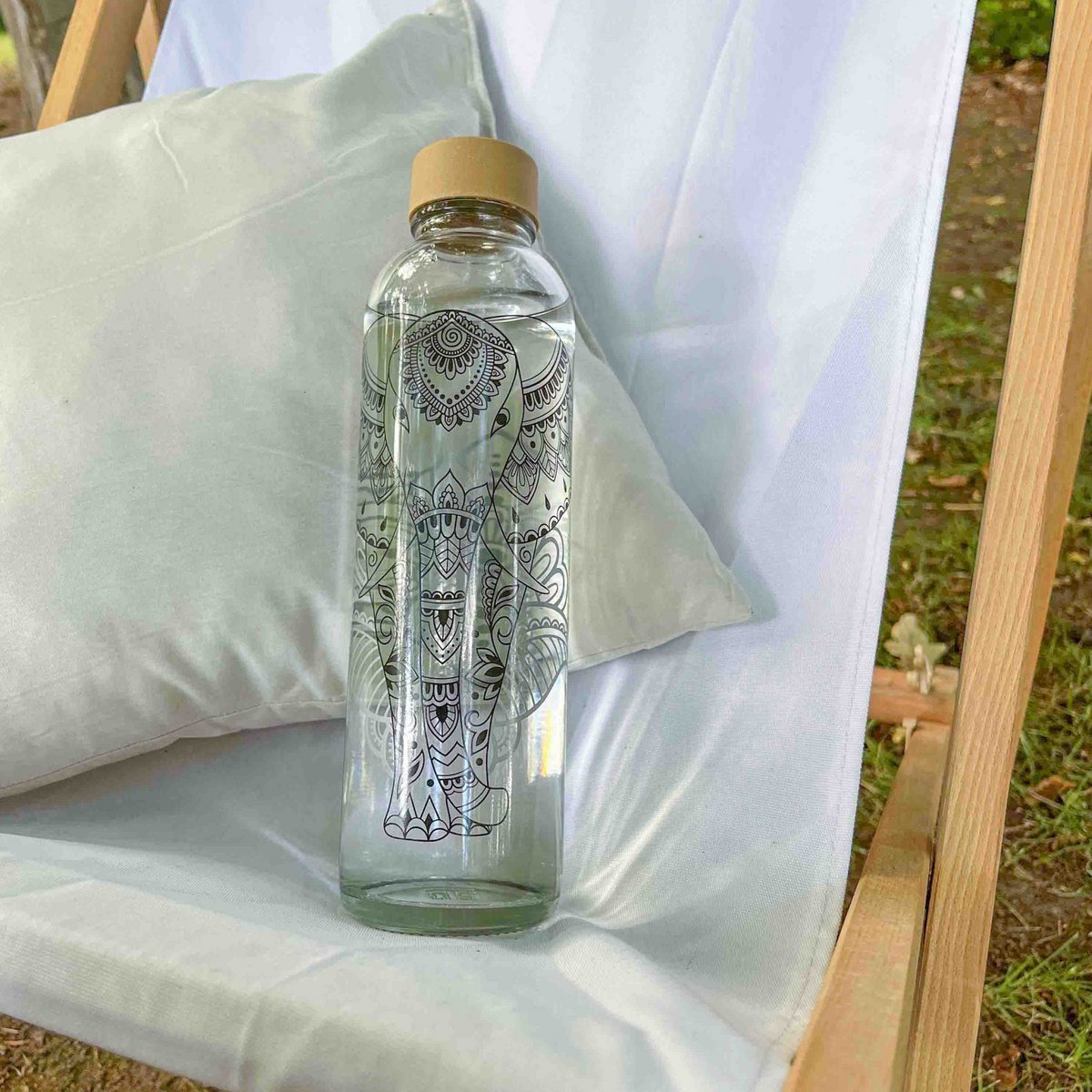 CARRY Glasflasche – Elephant 0,7 L