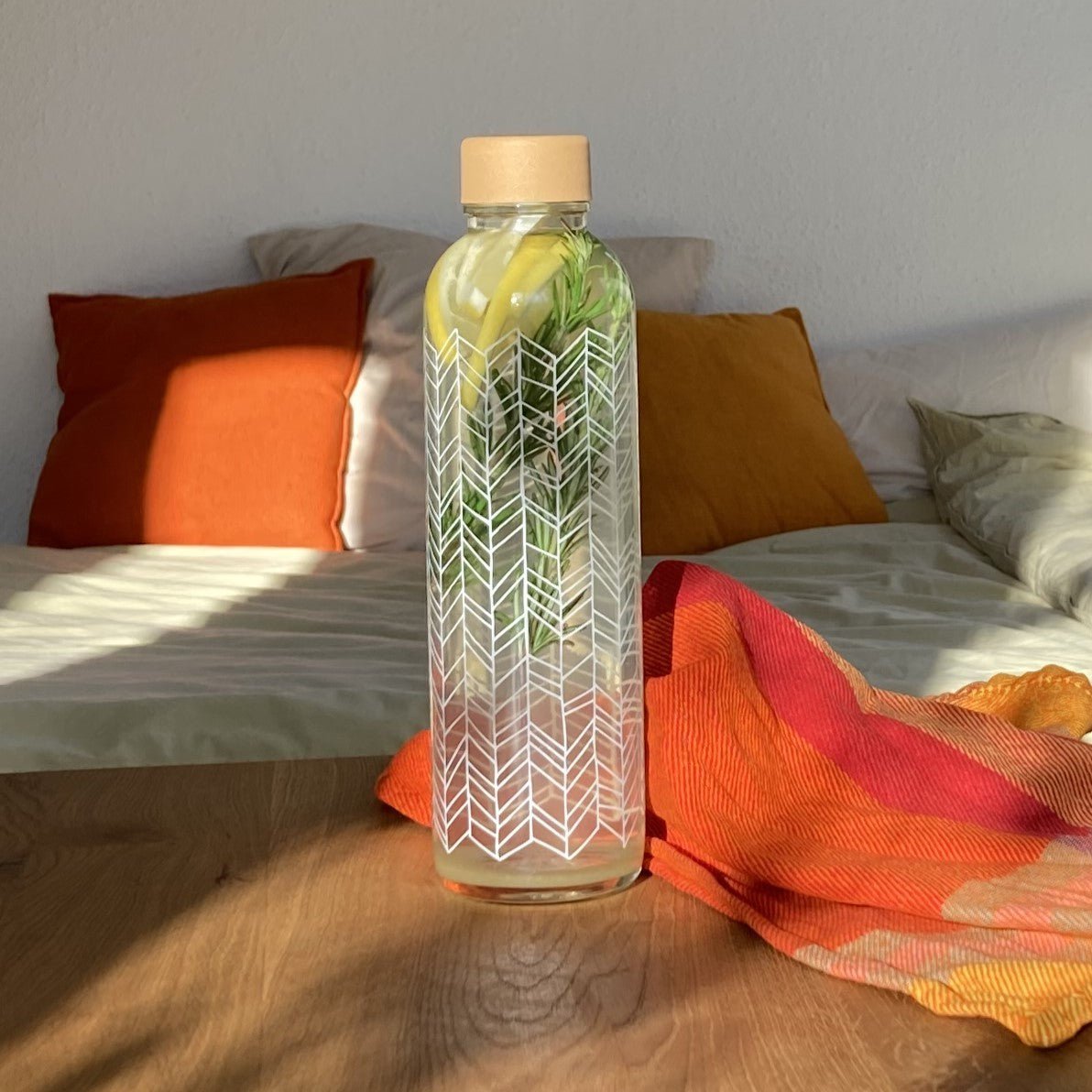 CARRY Glasflasche – Structure of Life 0,7 L