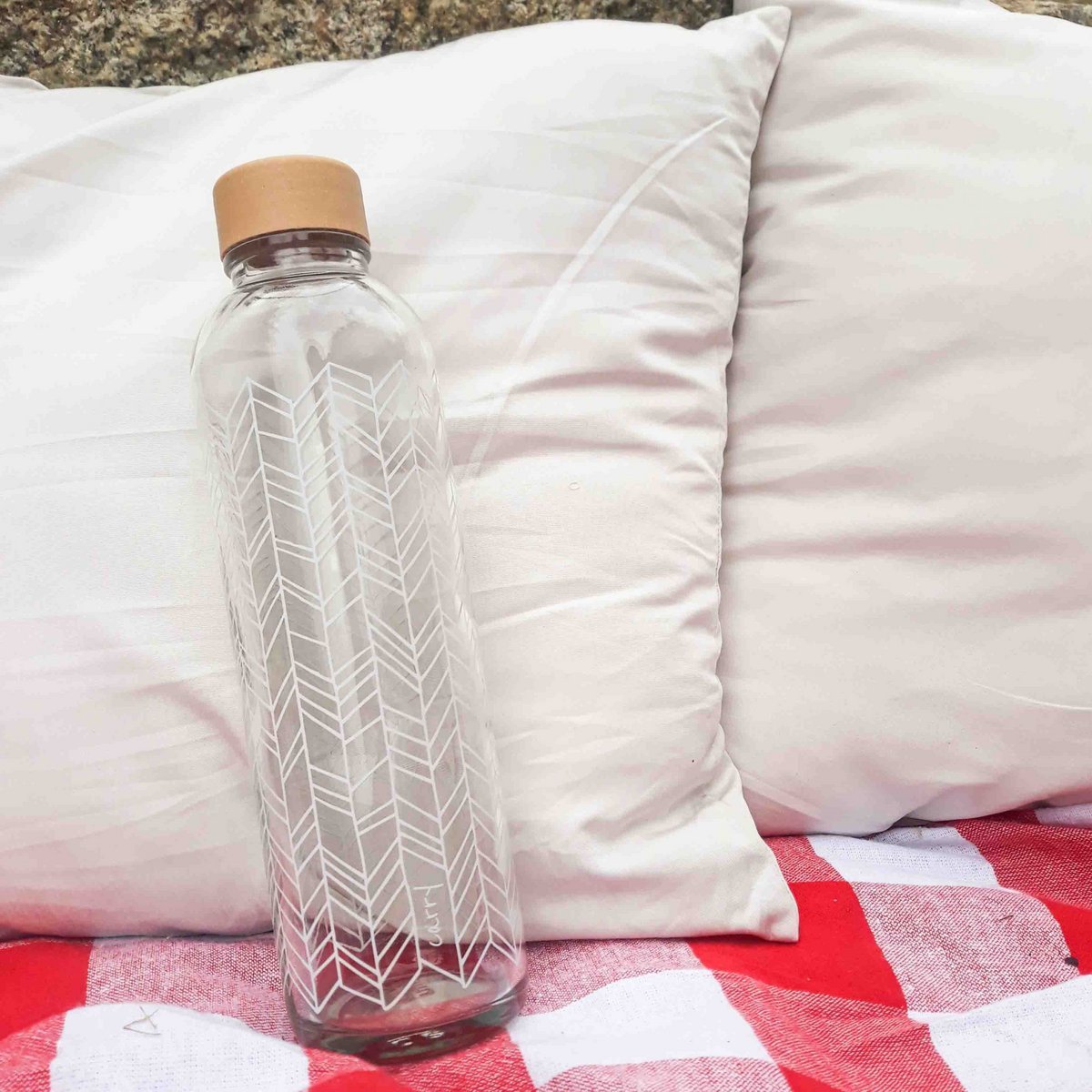 CARRY Glasflasche – Structure of Life 0,7 L