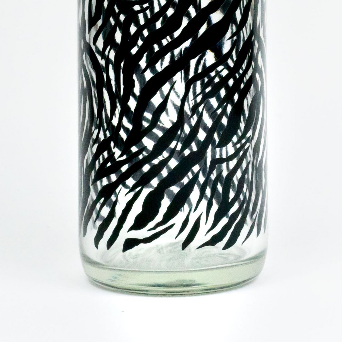 CARRY Glasflasche – Stripes of Nature 0,7 L