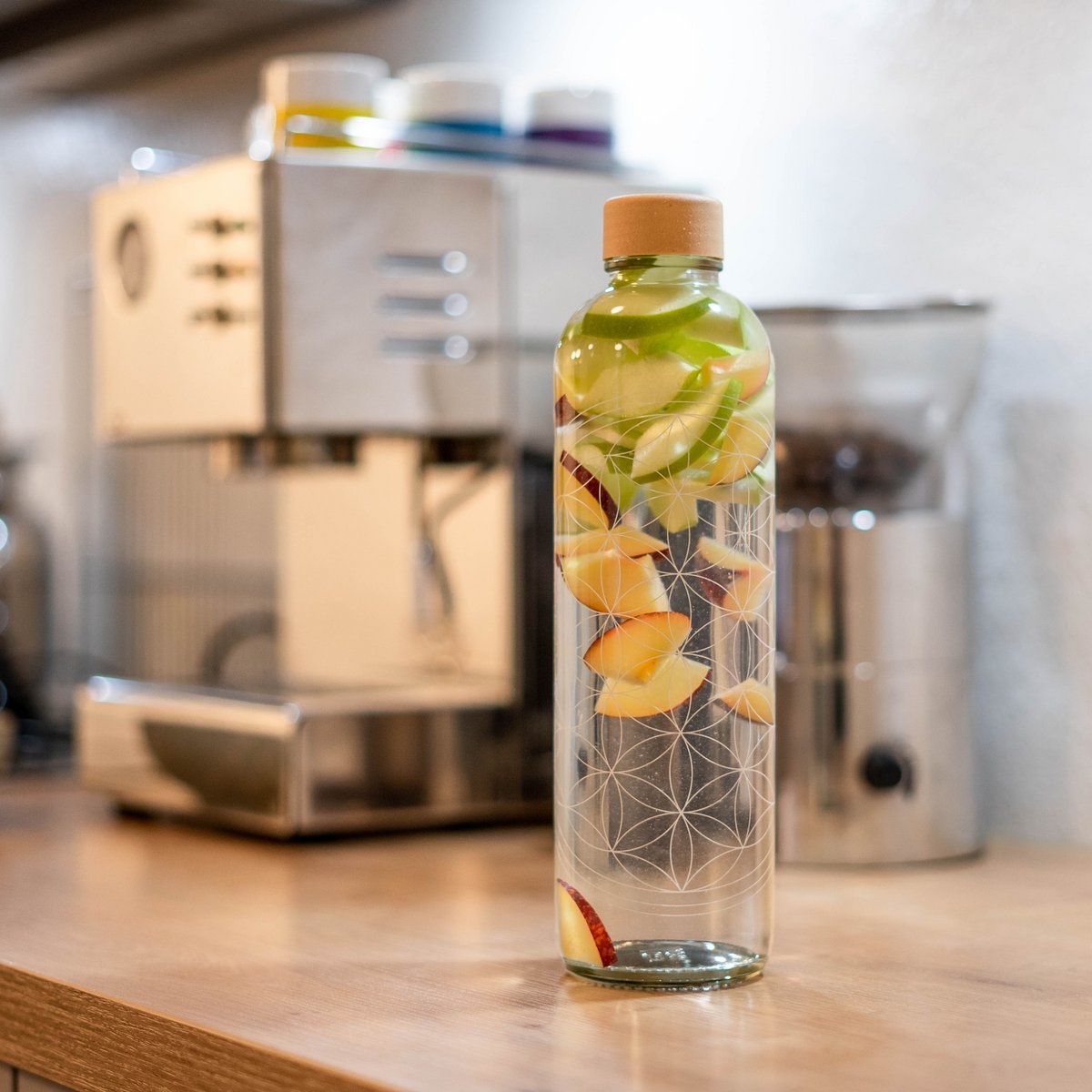 CARRY Glasflasche – Flower of Life 0,7 L