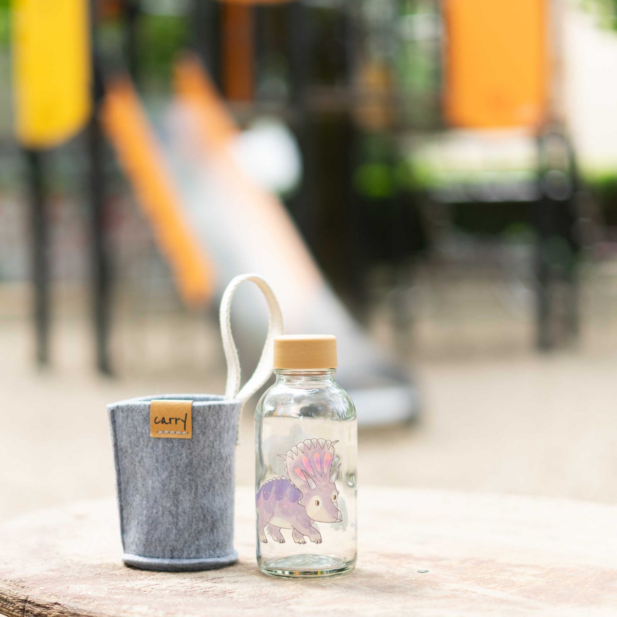 CARRY Glasflasche – Little Dino 0,4 L