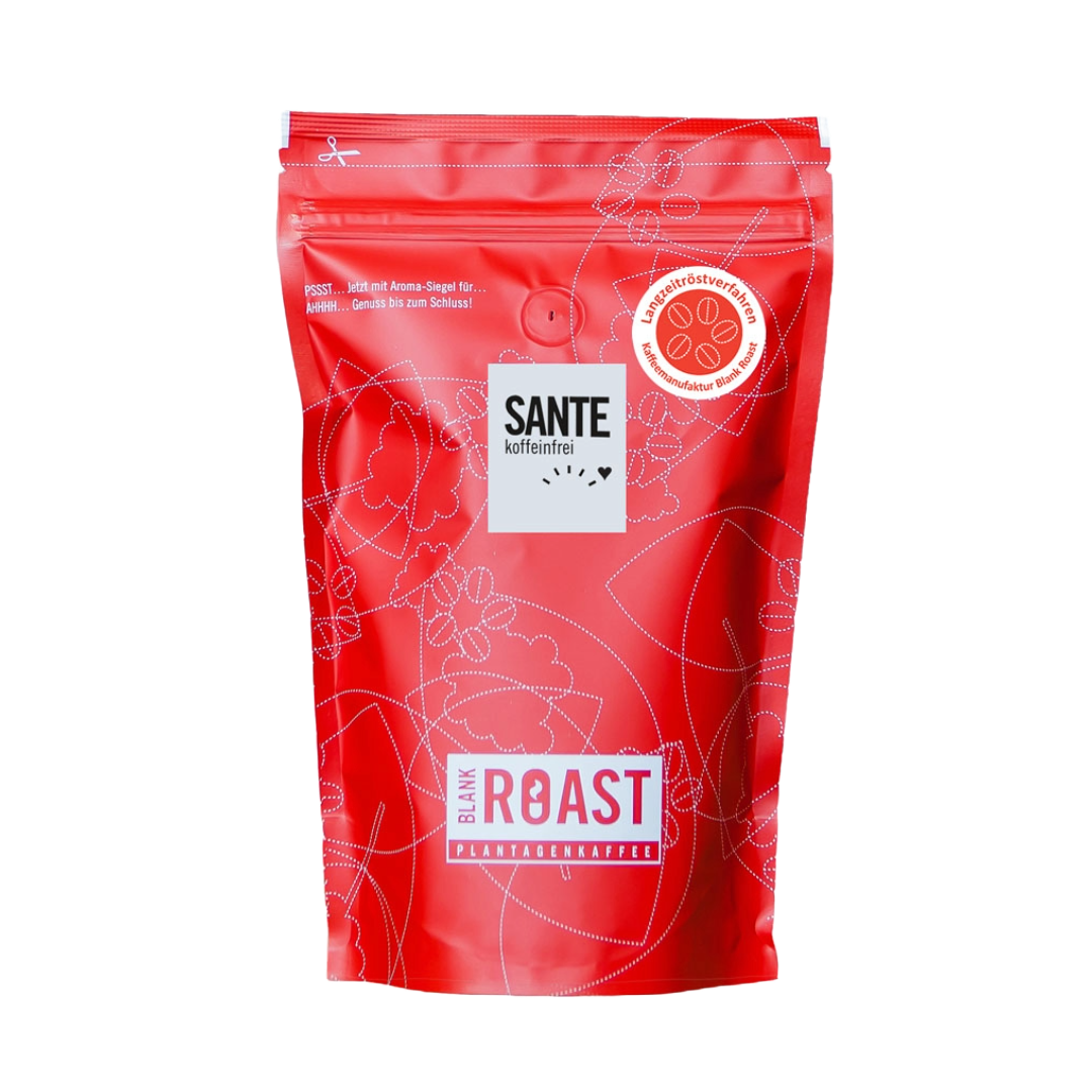 Blank Roast koffeinfreier Bio Kaffee in roter Verpackung mit Siegel für nachhaltigen Anbau